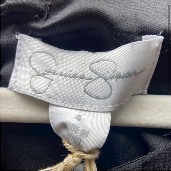 NWT Jessica Simpson Black Elegant Dress Size 4 - Picture 6 of 16